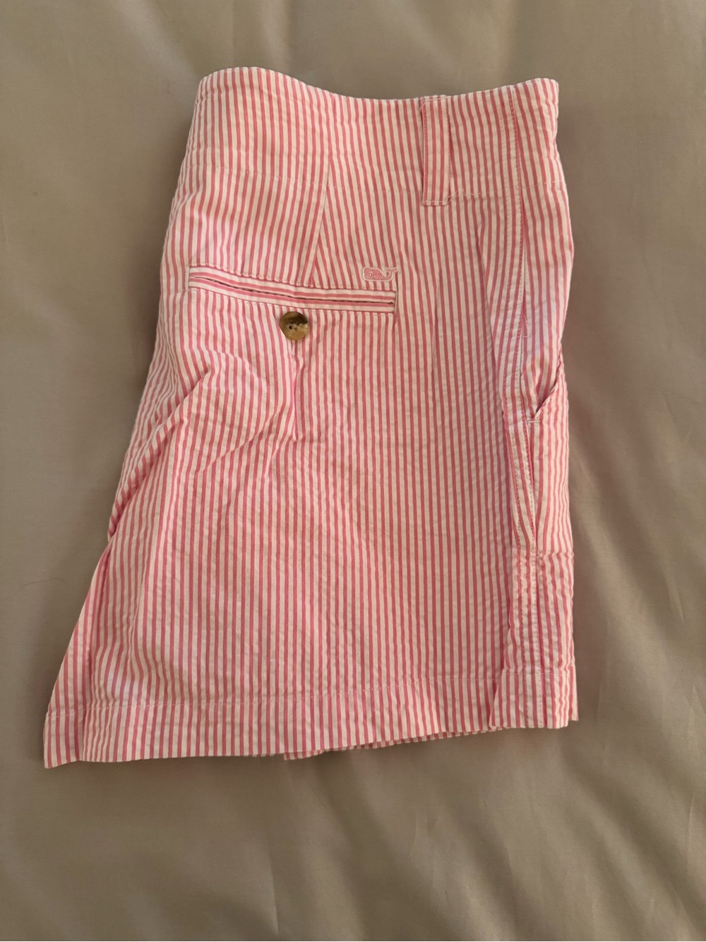 Vineyard Vines seersucker Women’s Shorts, size 4